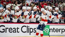 «Каролина» на грани: сможет ли Свечников прорвать броню Бобровского в матче с «Флоридой»?