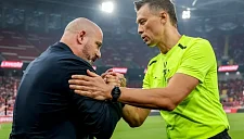 Игорь Федотов выступил за отмену рукопожатий арбитров и тренеров в РПЛ