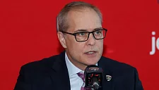 Пол Морис вошёл в тройку тренеров с 1000 побед в матчах НХЛ

