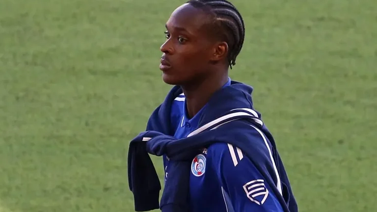 Капитан «Страсбура» пропустит матч против ПСЖ из-за травмы