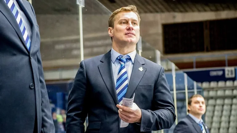 Ярослав Люзенков утверждён на должность главного тренера ХК «Сибирь»