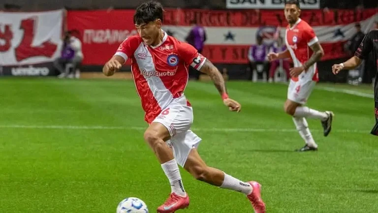 После Саласа «Ривер» готовит новую трансферную бомбу: кого ждут в клубе?

