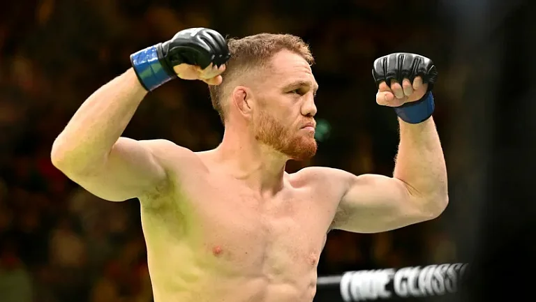 Делла Маддалена сообщил, сколько по времени продлится бой с Махачевым