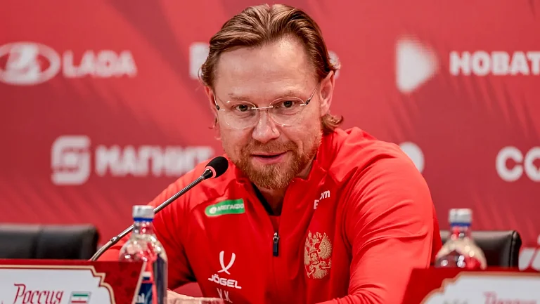 Вратарь «Динамо» рассказал о работе под руководством Валерия Карпина