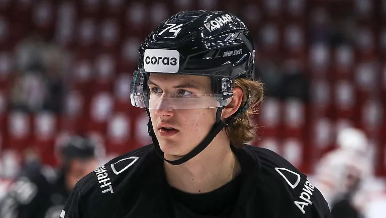 Кравцов подписал с «Трактором» контракт на 3 года с зарплатой до 75 млн