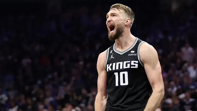 Yahoo Sports рассматривает обмен Домантаса Сабониса в «Бостон»