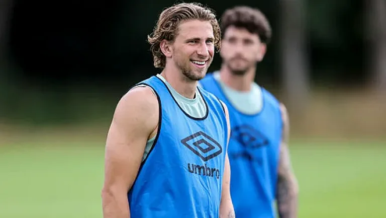 ПСЖ повысит предложение за Забарного после продажи Экитике