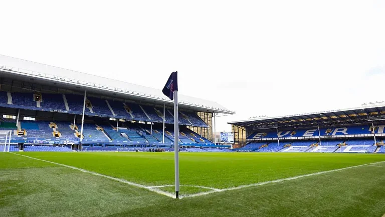 «Эвертон» подписал контракт с защитницей Рионой Исикавой