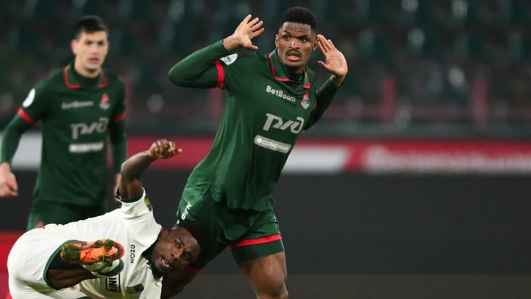 Защитник «Локо» оценил шансы на титул: «Мы всё еще в чемпионской гонке»