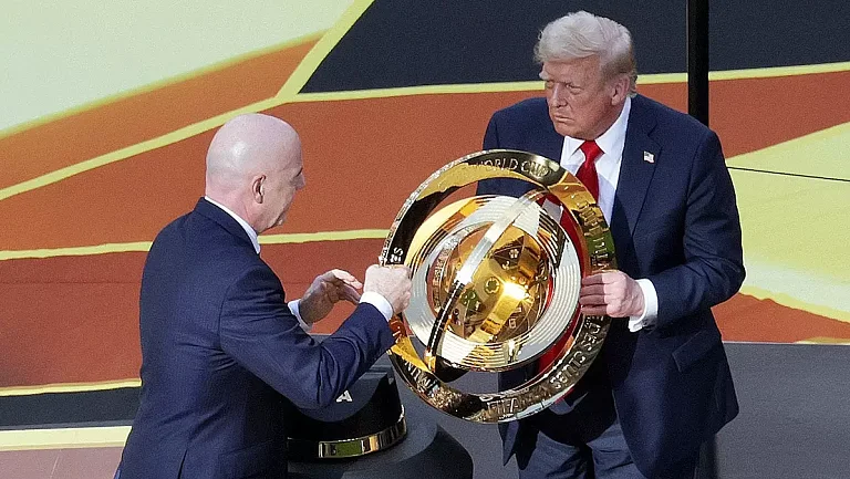 Сын Трампа рассказал, как его отец оказался на награждении клубного ЧМ