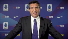 Луиджи Де Сьерво осадил Рабьо за критику матча Серии А в Австралии