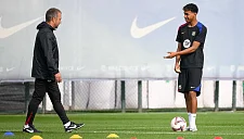 Ханси Флик хочет поскорее разрешить конфликт «Барселоны» с RFEF