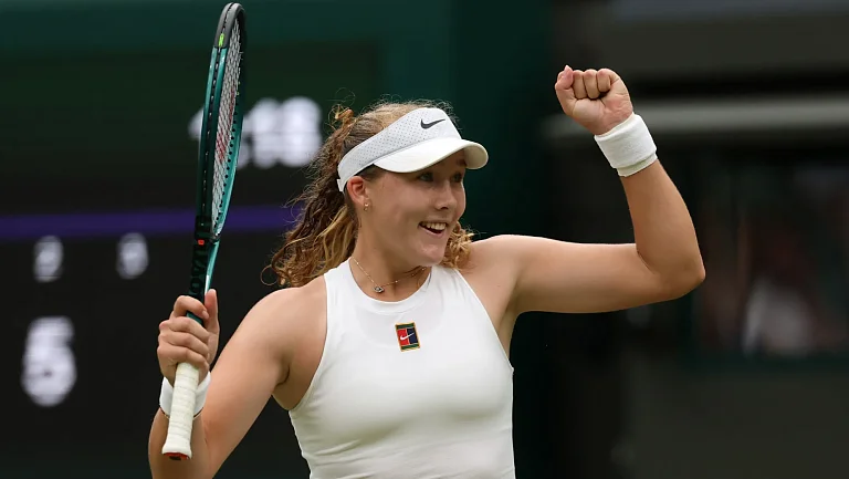 Американский тренер хочет защитить Андрееву от критики Кафельникова