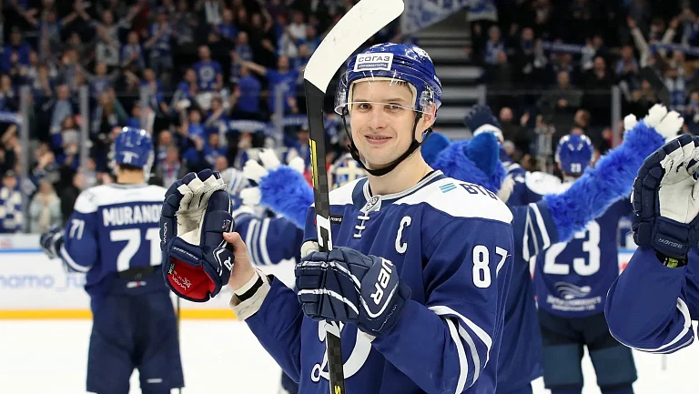 Нападающий минского «Динамо» Шипачев прокомментировал силовой прием Миронова