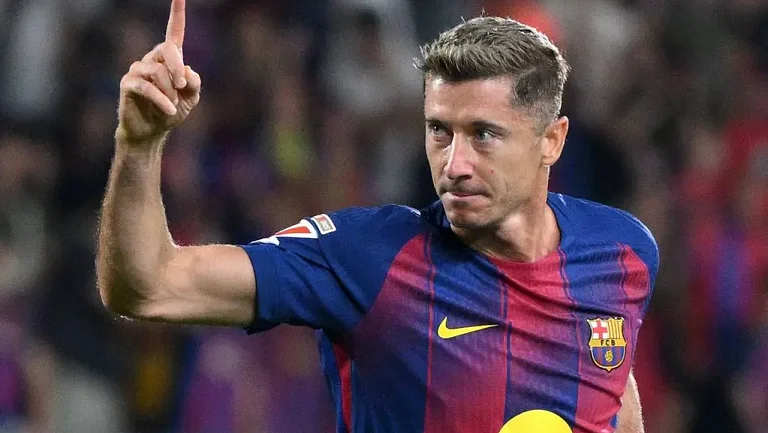 Роберт Левандовски рассказал, что в детстве был фанатом Алана Ширера