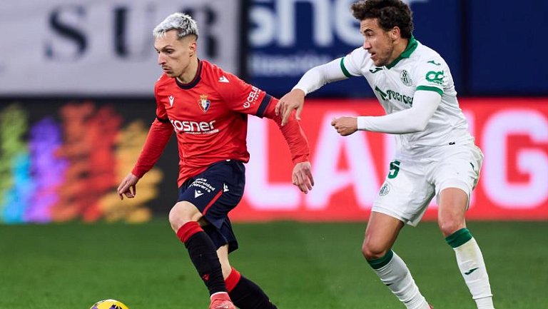 Брайан Сарагоса прилетел в Виго для завершения трансфера в «Сельту»