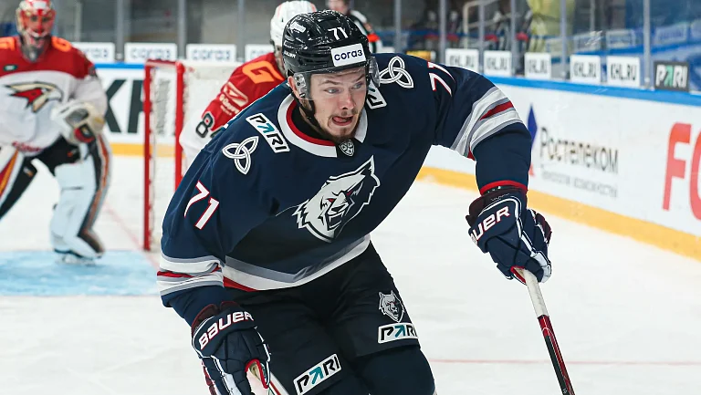 Хет-трик Белозёрова помог «Нефтехимику» разгромить нижегородское «Торпедо»