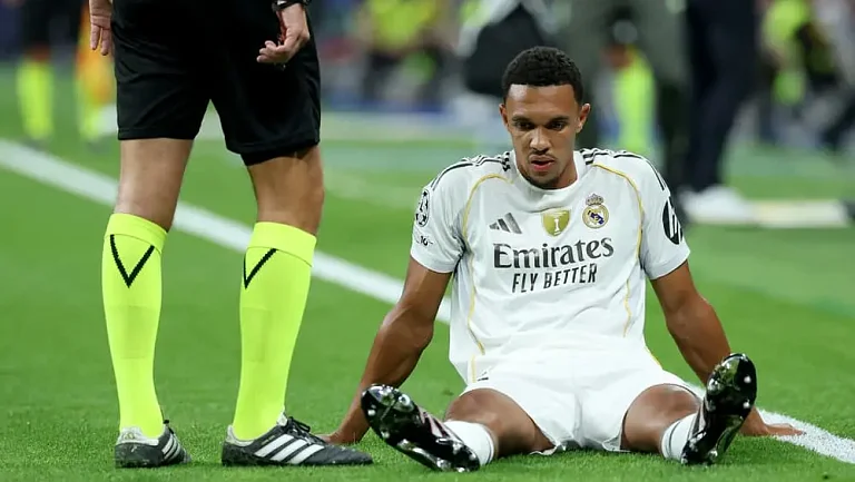 Трент выбыл на два месяца после травмы в матче с «Марселем»