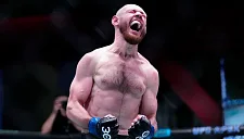 Борщев проиграл Камило на турнире UFC 322