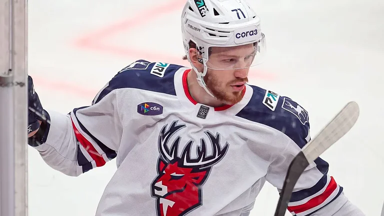 Американской супруге Евгения Свечникова понравилась жить в России