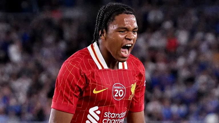 Рио Нгумоха забивает и укрепляет позиции в «Ливерпуле»