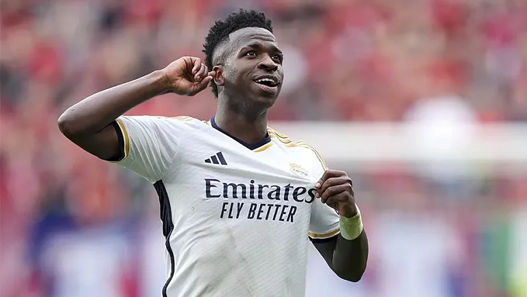 Винисиус сообщил, что хочет покинуть мадридский «Реал»