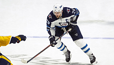 «Виннипег» обратился к Блейку Уилеру, покинувшему команду после 13 лет