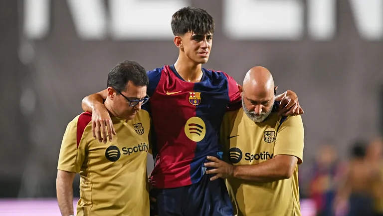 «Барселона» продлила контракт с Марком Берналем