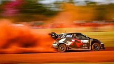Себастьен Ожье вышел в лидеры WRC Rally Paraguay после драматического дня