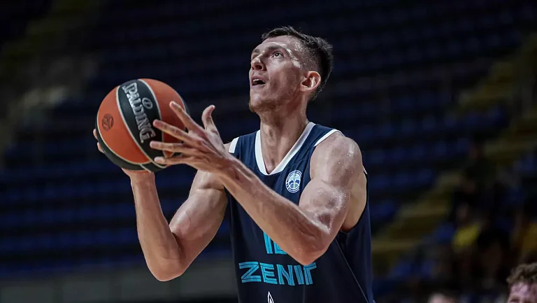 Андрей Мартюк — о переходе в «Зенит», целях в НБА и страхе перед шпагой