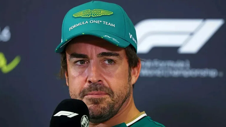 Алонсо выбыл с Гран-при Италии после отказа подвески