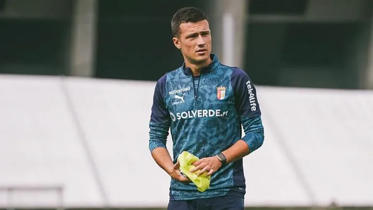 Иза переходит в «Брагу» после работы в «Реал Сосьедад»