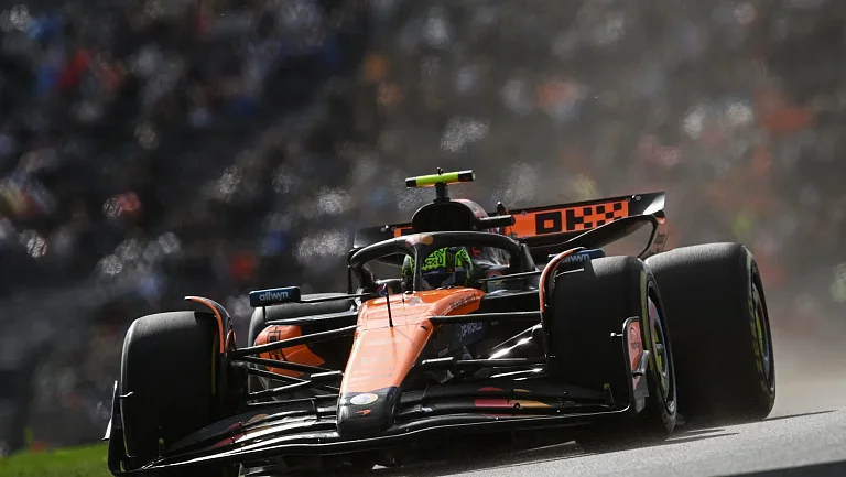 Норрис и Пиастри быстрее всех в третьей практике на трассе в Нидерландах