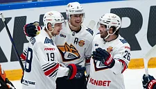 «Металлург» обыграл «Амур» и одержал третью победу подряд в КХЛ