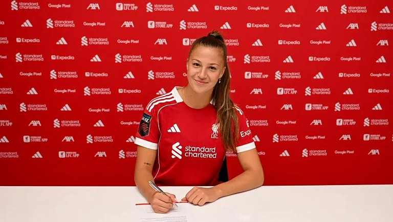 «Ливерпуль» арендовал Эмилию Шимчак из «Барселоны»