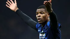 «Манчестер Юнайтед» может подписать Дензела Дюмфриса в 2026 году