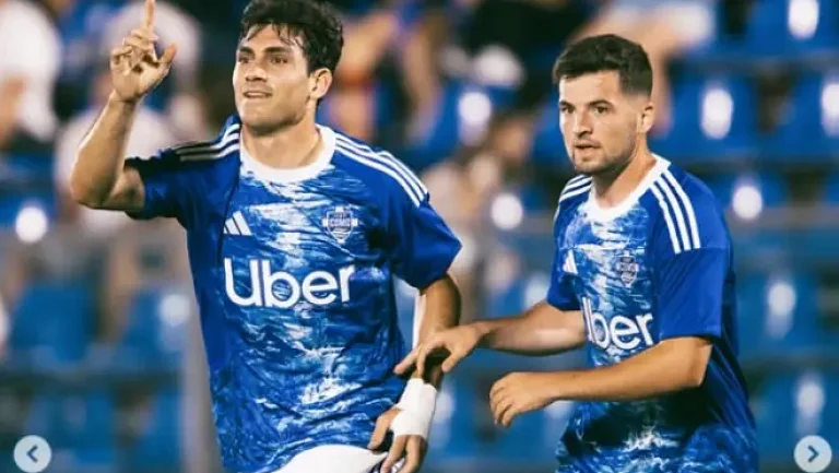 «Валенсия» хочет сохранить контроль над Иваном Асоном