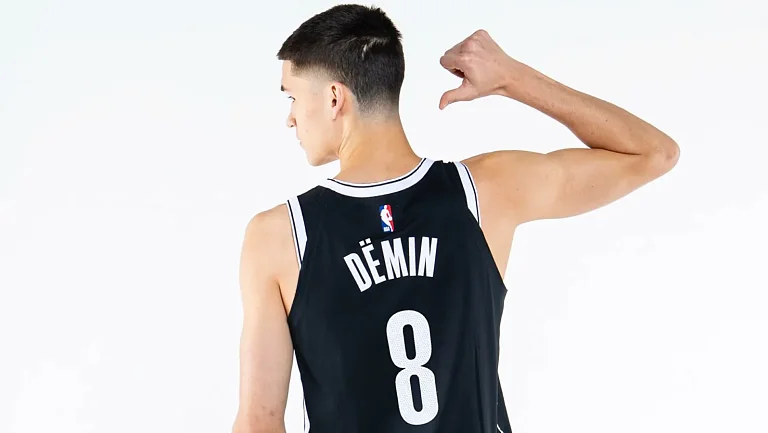 Егор Демин вошёл в топ-10 новичков NBA 2K26