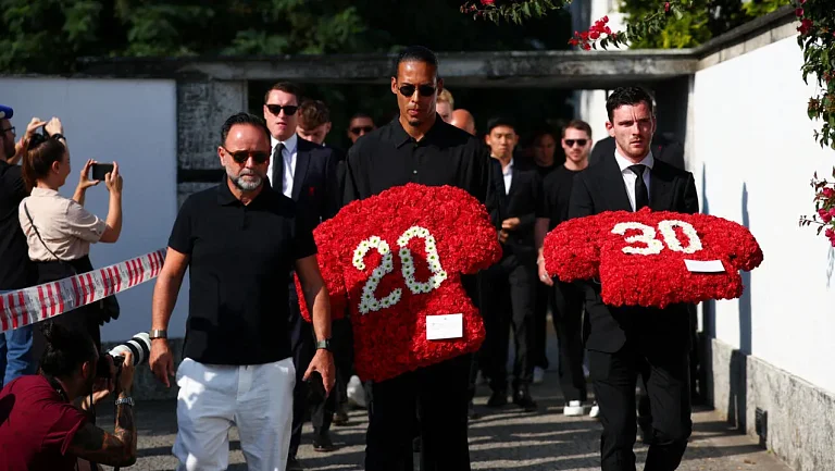 Криштиану Роналду простился с Жотой, не появившись в Гондомаре