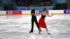 Трусова привела своих фигуристов к победе в танцах на льду на Кубке 1-го канала