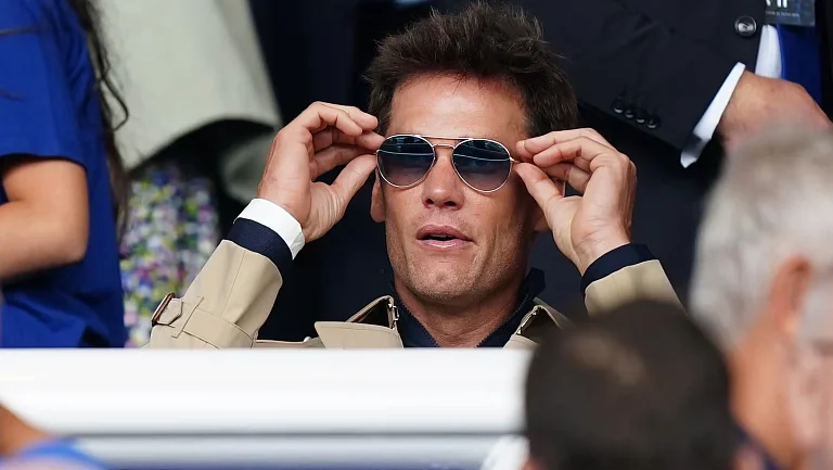 Том Брэди вдохнул жизнь в «Бирмингем»