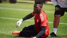 «Манчестер Юнайтед» должен уволить Онану и предложить £40 млн за топ-голкипера