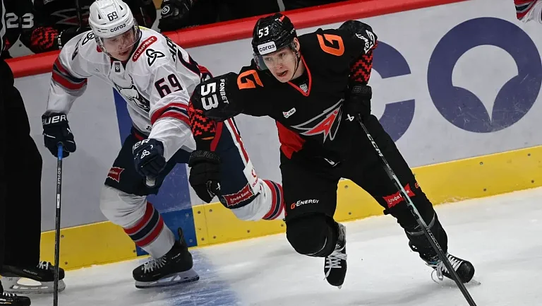 «Авангард» вырвал победу у «Нефтехимика» в овертайме