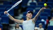 Ига Швёнтек прошла Белинду Бенчич в Ухане