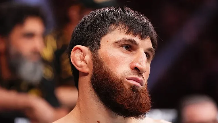 Менеджер Анкалаева заявил, что фанаты UFC не любят бойцов из Дагестана