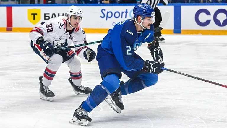 Игроки «Нефтехимика» и «Барыса» устроили драку перед вторым периодом