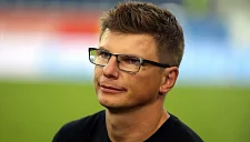 Аршавин через суд требует снизить алименты Барановской