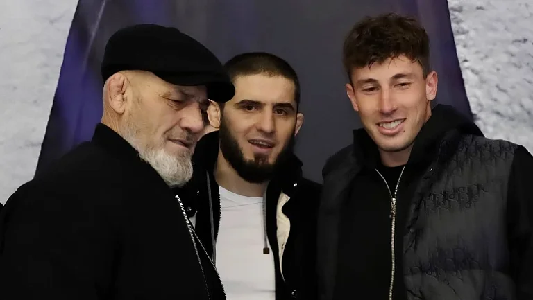 Станислав Агкацев встретился с чемпионом UFC Махачевым