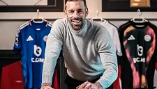 Ван Нистелрой о своём уходе из «МЮ»: «Было больно покидать клуб»