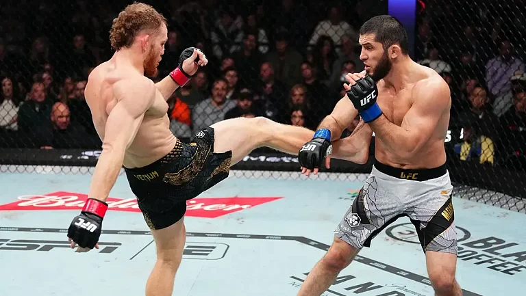 Махачев в два раза превзошёл Делла Маддалену по статистике ударов на UFC 322